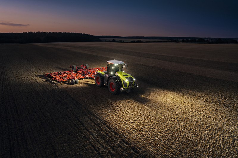 Claas Xerion 4500 Trac Fiches Techniques And Données Techniques 2020 2022 Lectura Specs 8372